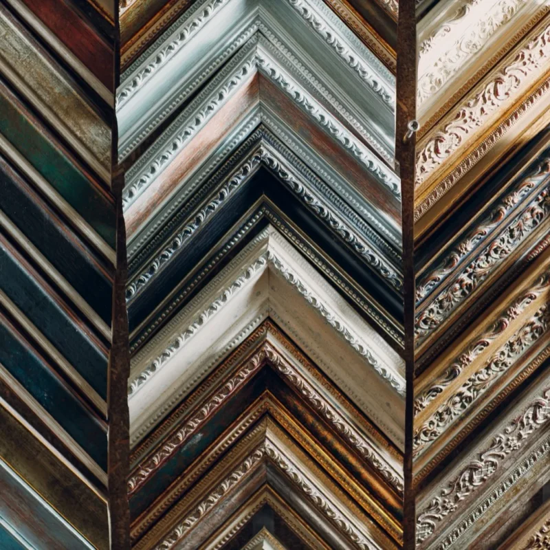 Échantillons présentés lors d'un événement Nasirian Gallery & Framing