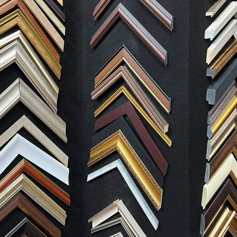 Échantillons de cadres décoratifs Nasirian Gallery & Framing